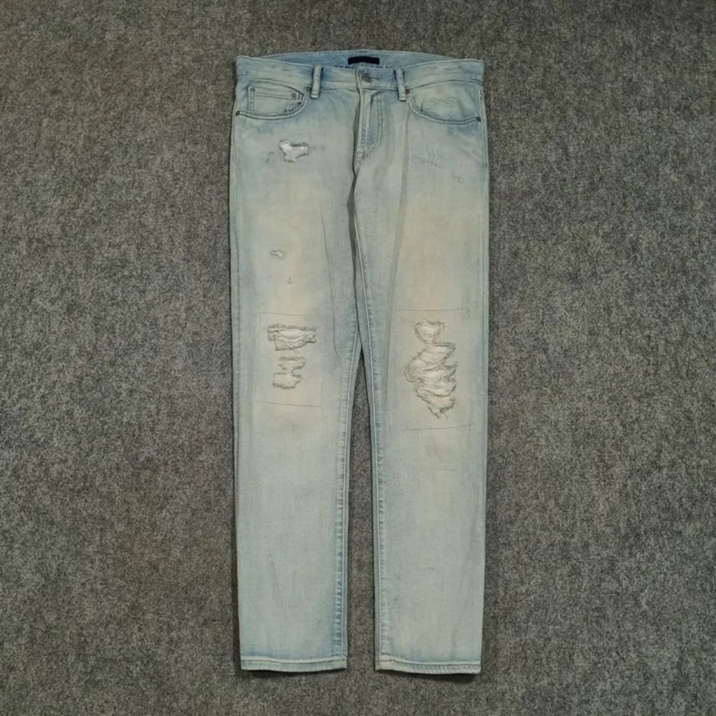 celana slim straight Jeans panjang pria UNIQLO 32 second