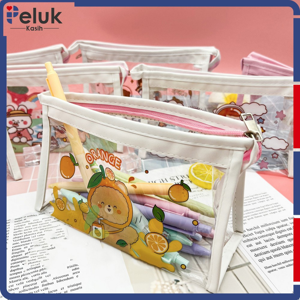 

EC Pouch Tempat Pensil Transparan Motif Kartun Multifungsi / Tas Pencil Case Anak Ala Korea Travel Serbaguna Peluk Kasih A60
