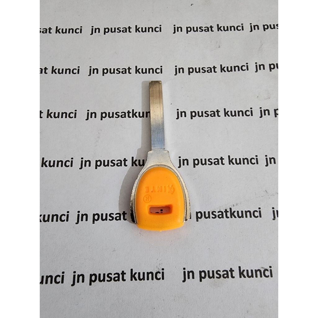 Bahan kunci paloma gembok