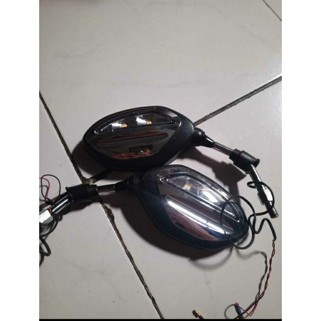 spion beat plus lampu