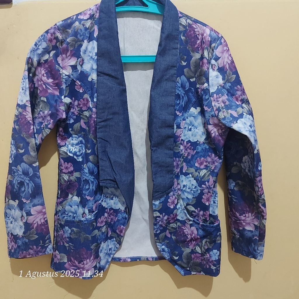 preloved blazer furing tricot