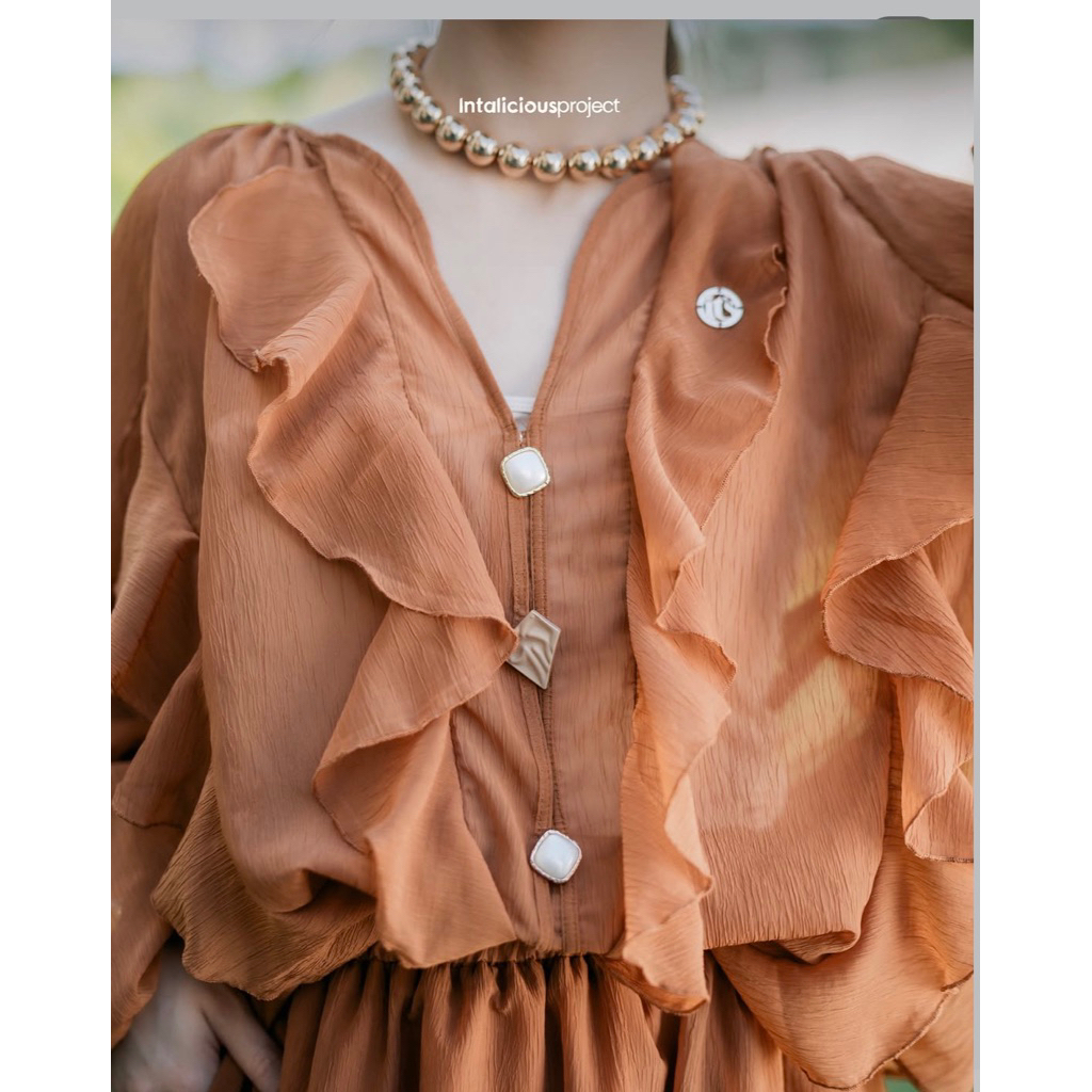 Intaliciousproject - SIERRA IN MAPLE SUGAR Brenda Dress - new✨𝑨𝒊𝒔𝒉𝒆 𝒐𝒗𝒆𝒓𝒂𝒍𝒍 𝒔𝒆𝒓𝒊𝒆𝒔✨ Live pot 20k