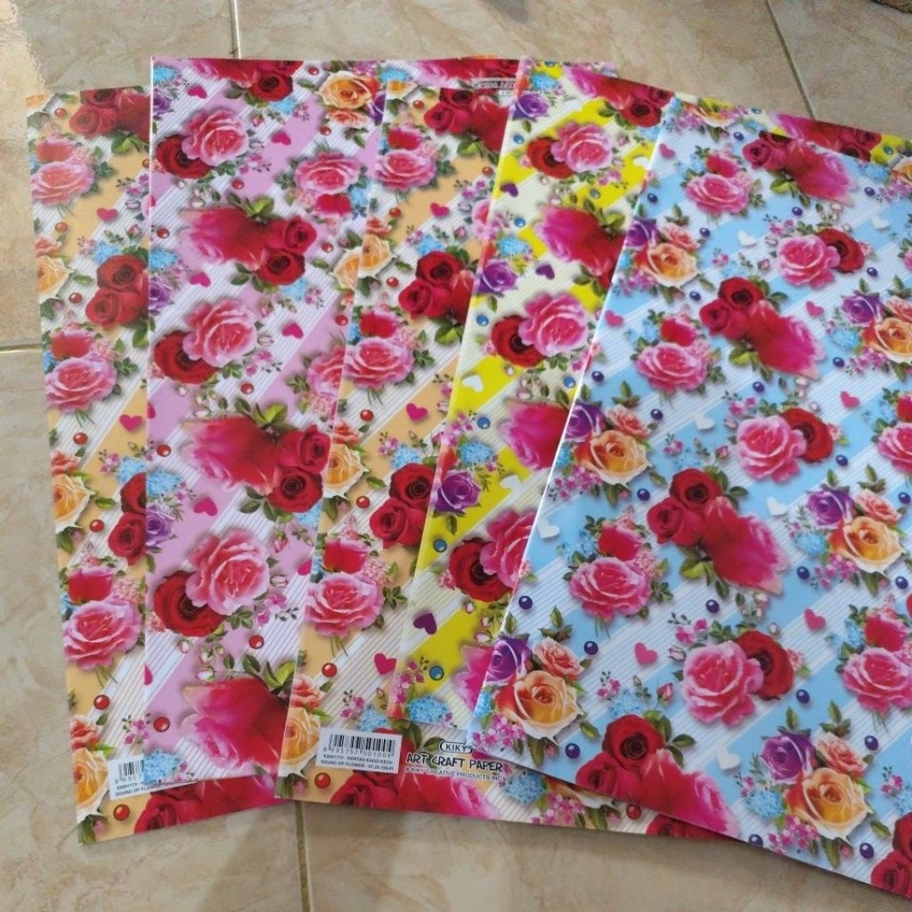 

kertas kado glossy kiky motif bunga 64x49