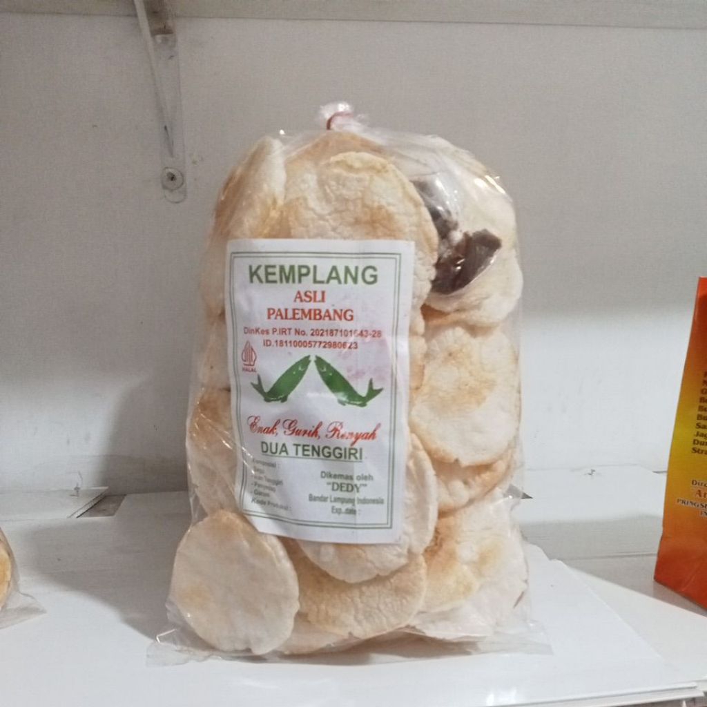 

Kemplang Dua Tenggiri