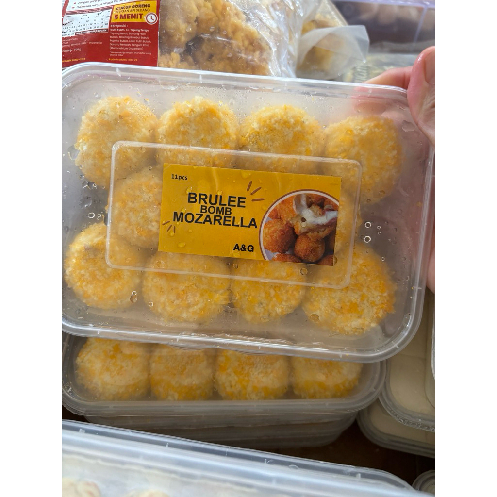 

brulle boomb mozarella