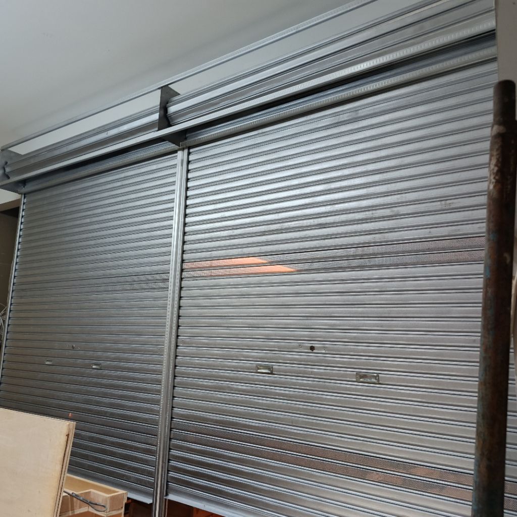 Rolling door galvalum