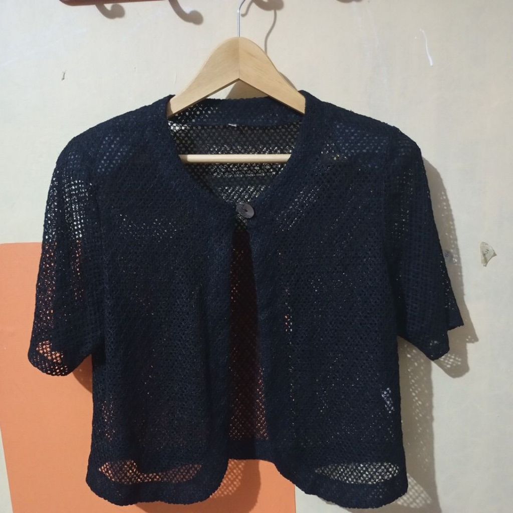 Outer rajut navy kancing satu