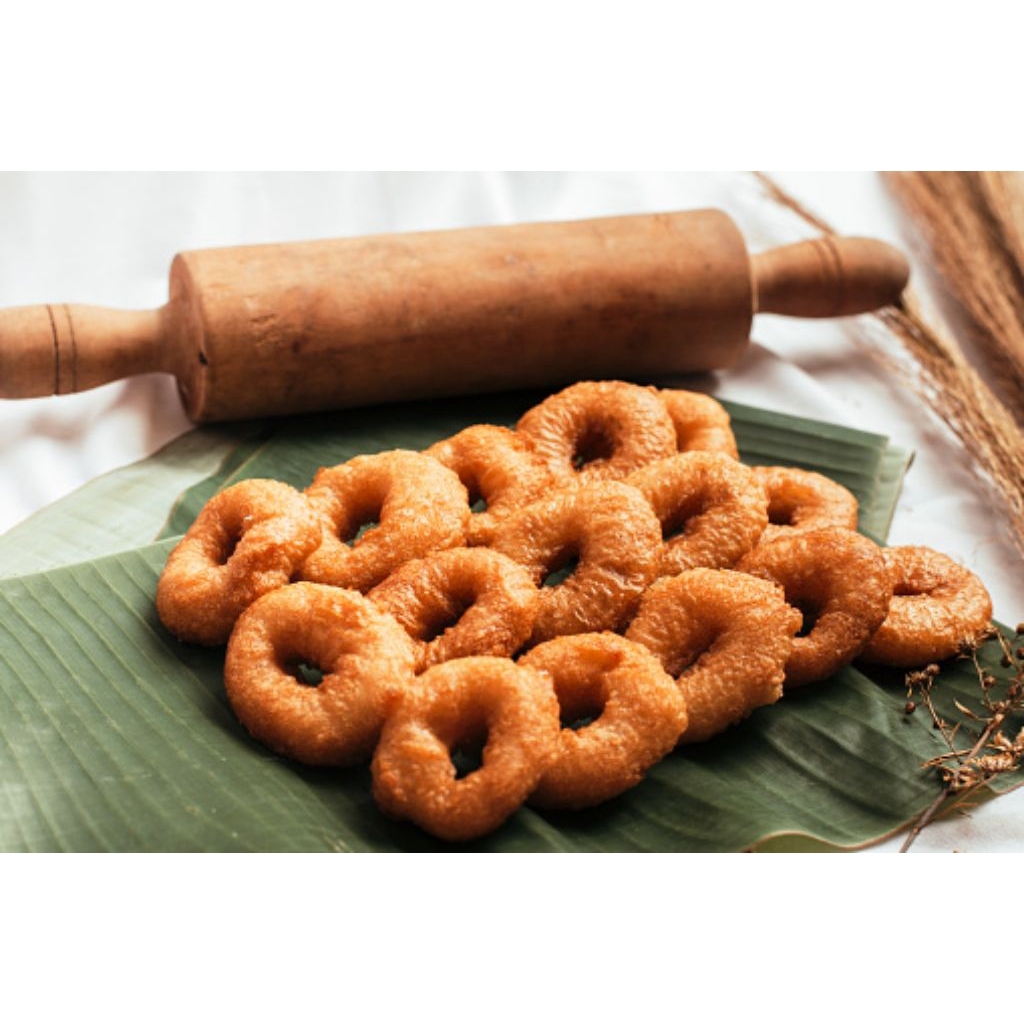 

Kue cincin / kue Ali Gula Merah enak manis