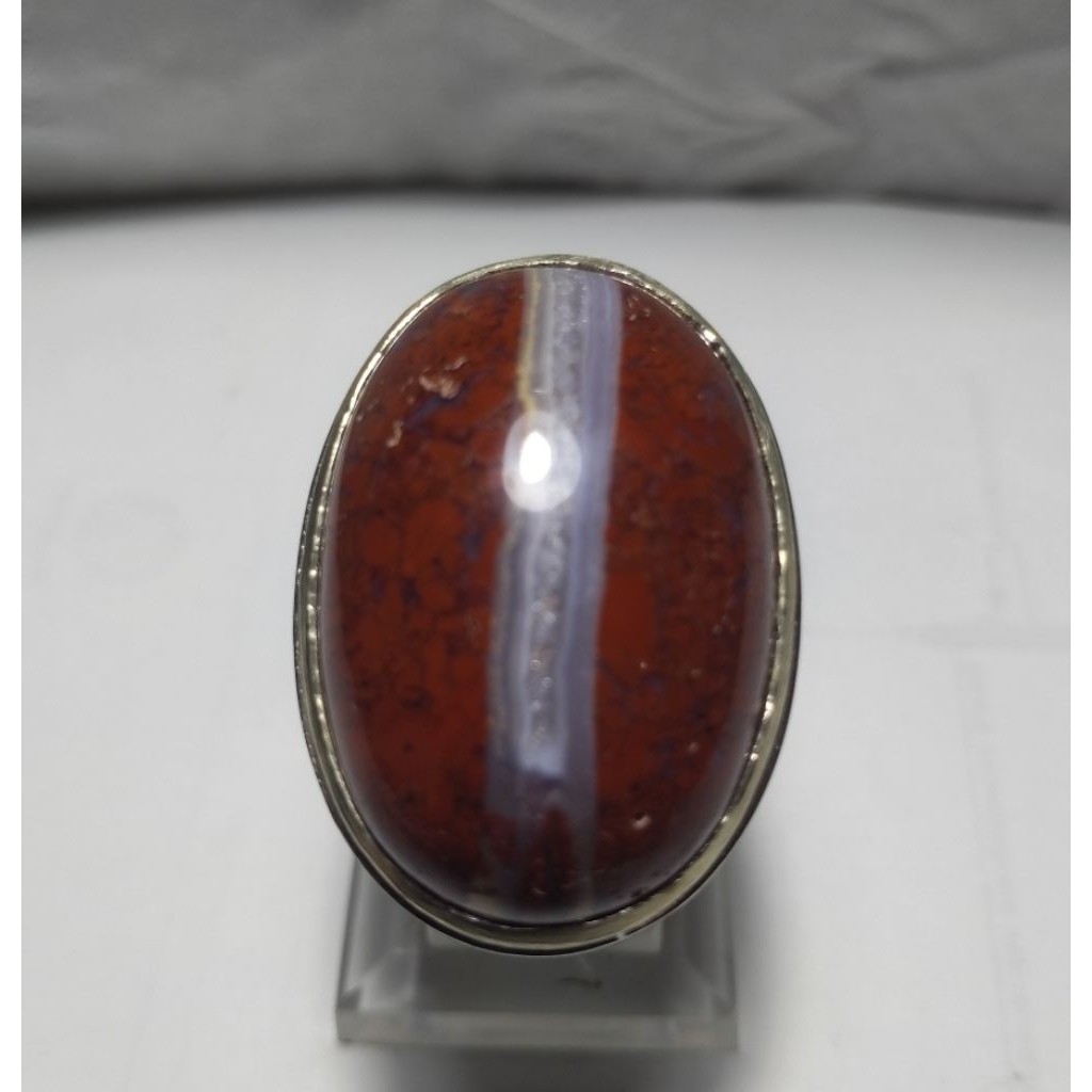 Batu kendit jesper merah