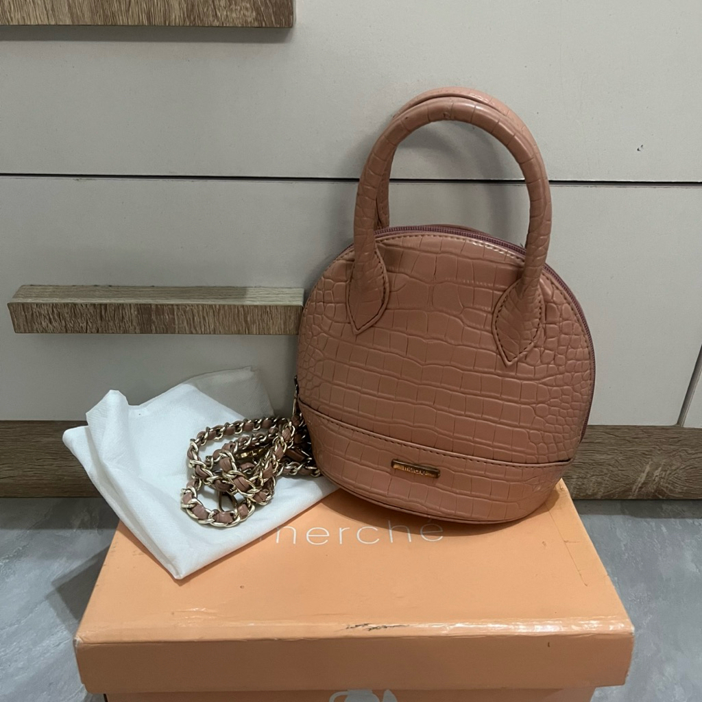 Tas Selempang Wanita Model Molly Kulit Sintetis Warna Dusty Pink Preloved