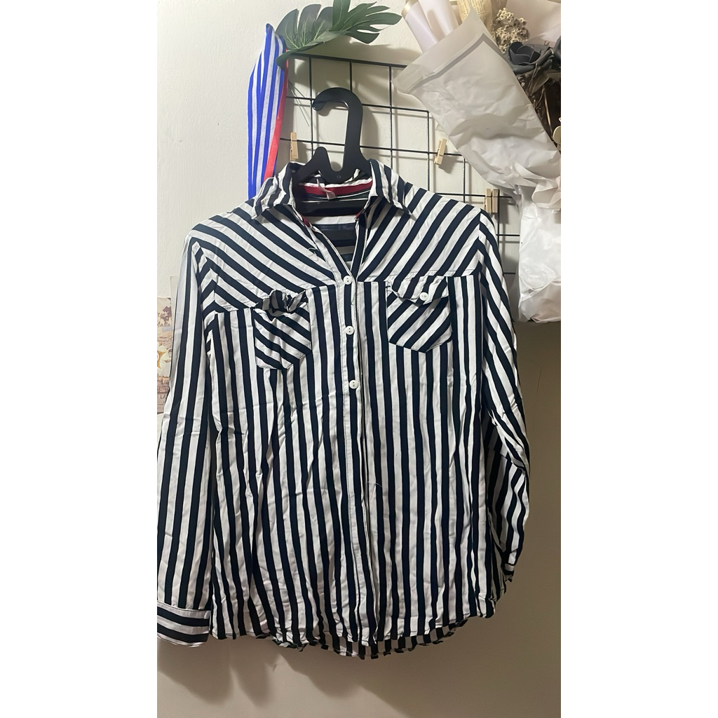 preloved kemeja wanita / preloved atasan wanita / preloved baju wanita/preloved baju lucu/ preloved 