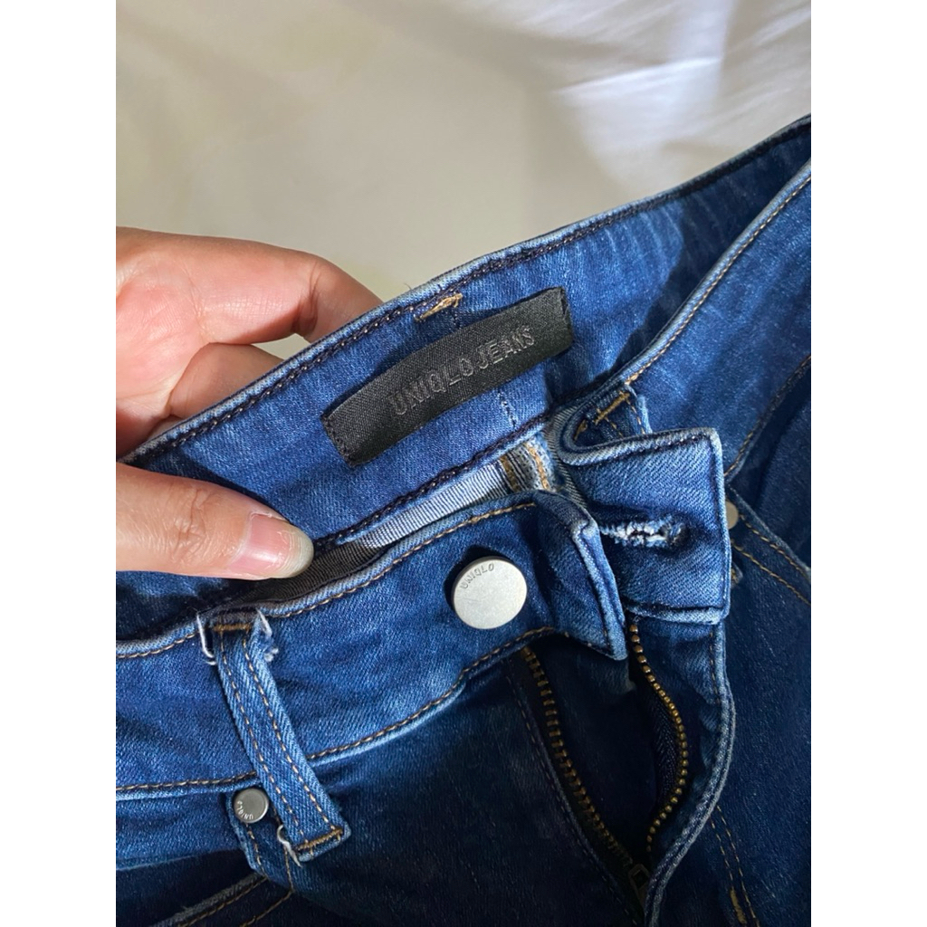 Uniqlo preloved jeans