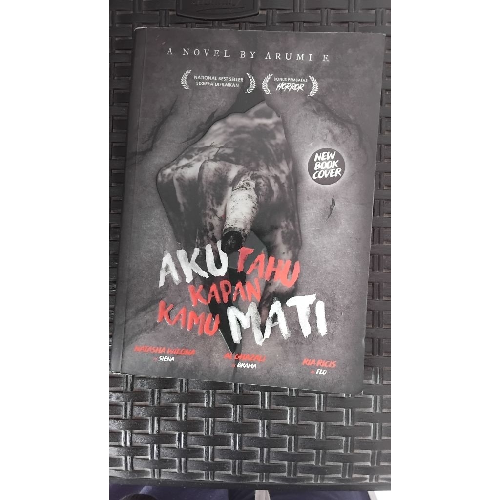 

BOOKED preloved buku horor