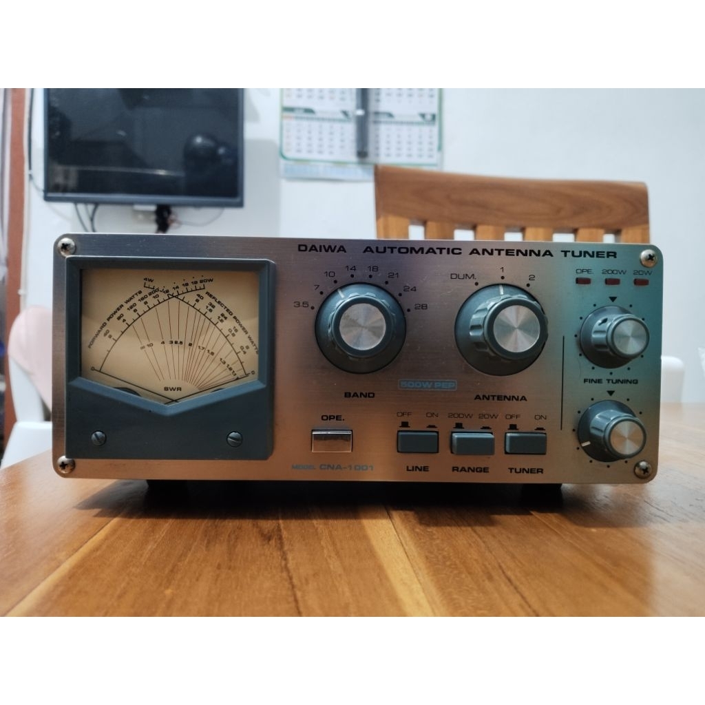 Daiwa CNA 1001 HF Automatic Antena Tuner