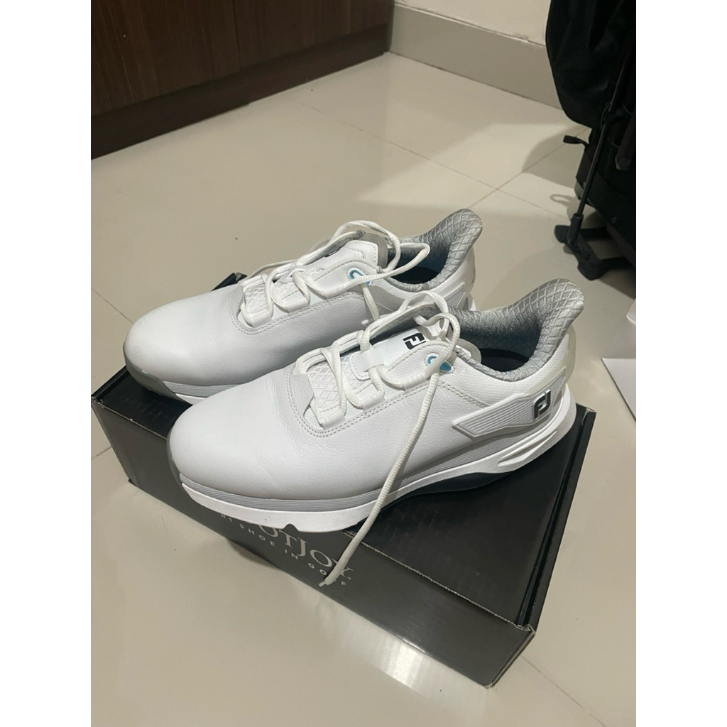 Sepatu Golf FootJoy