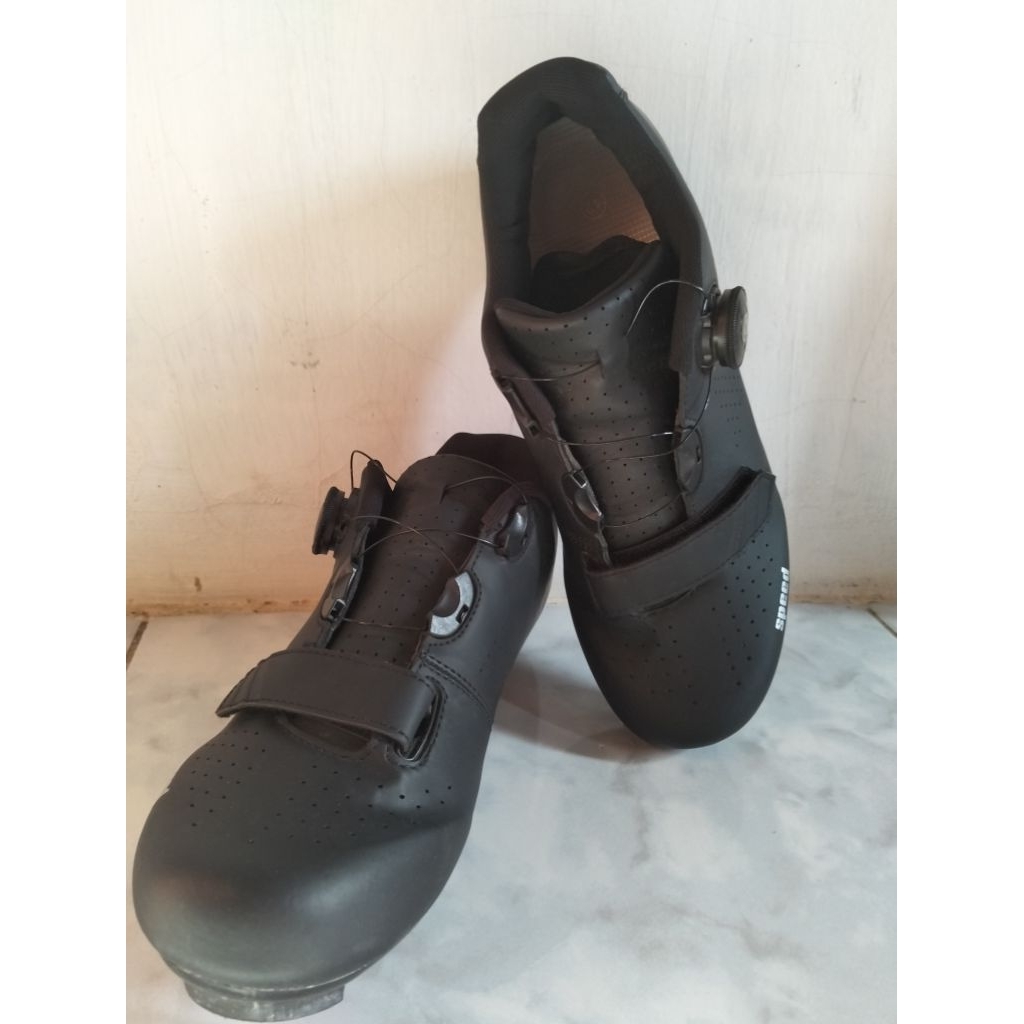 sepatu cleat roadbike second/sepatu sepeda rb sepatu size 42