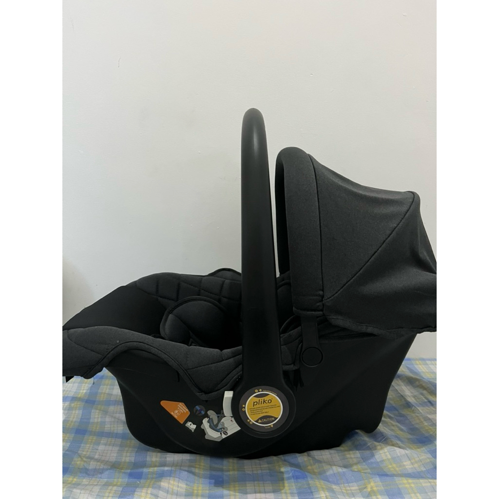 SOLD PLIKO BABY CARIER/ CAR SEAT PUFFY Car seat bayi