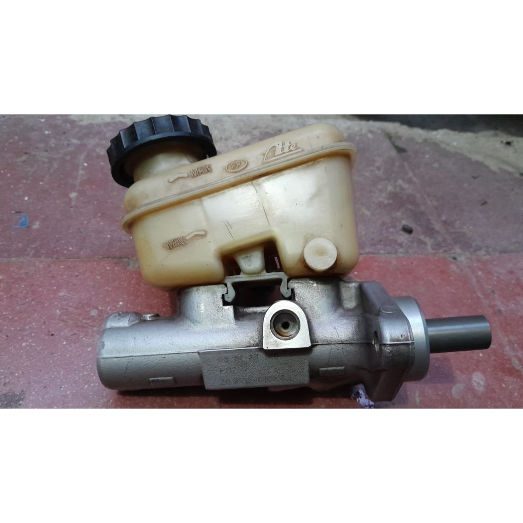 master rem ford escape