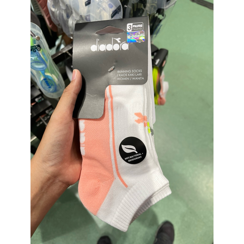 [ORIGINAL] Kaos Kaki Diadora