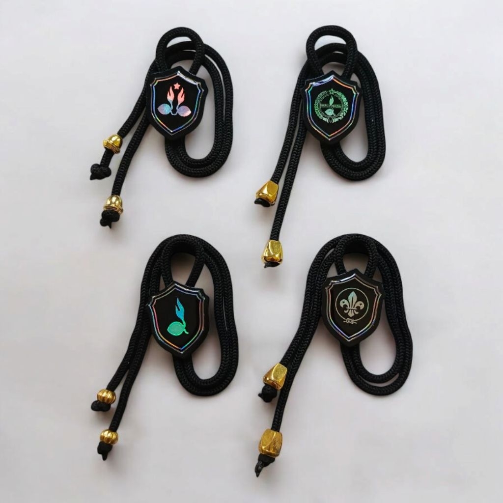 

Ring kacu Pramuka perisai Tali Black Diamond Hologram Bahan Premium Murah Berkualitas