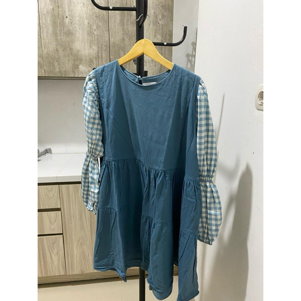 PRELOVED nyonya nursing wear