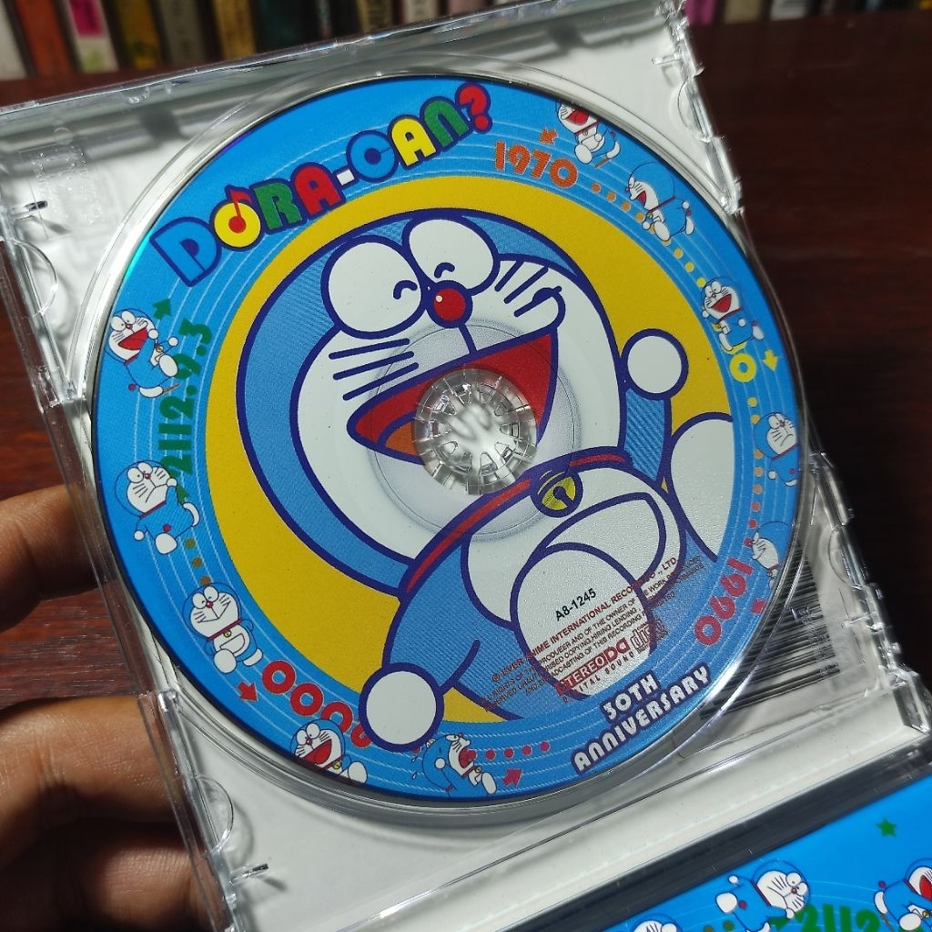 Compact Disc CD 30 Tahun Anniversary Doraemon Dora -Can? Import