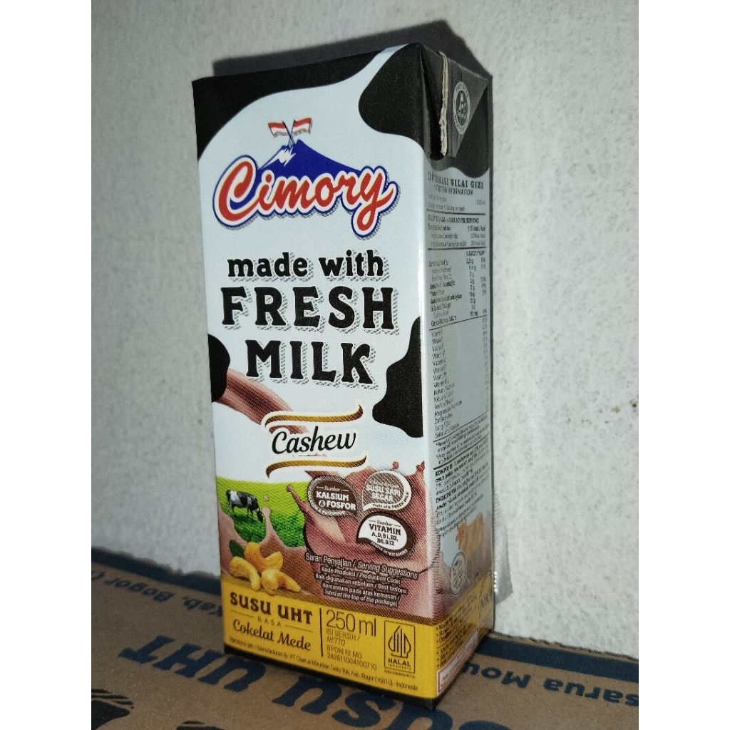 

Cimory susu UHT 250ml rasa cashew