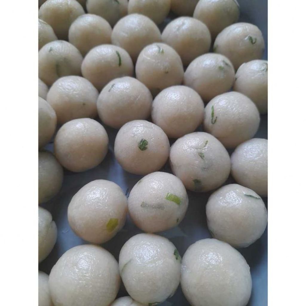 

Cilok isi baso pedas