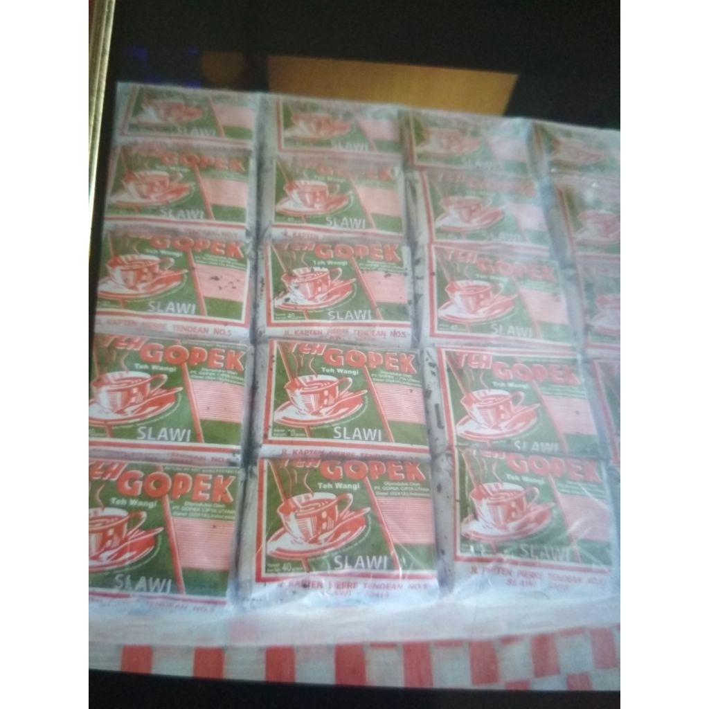 

Teh Gopek 1 Bal (Isi 10 Slop @ 40g) Grosir