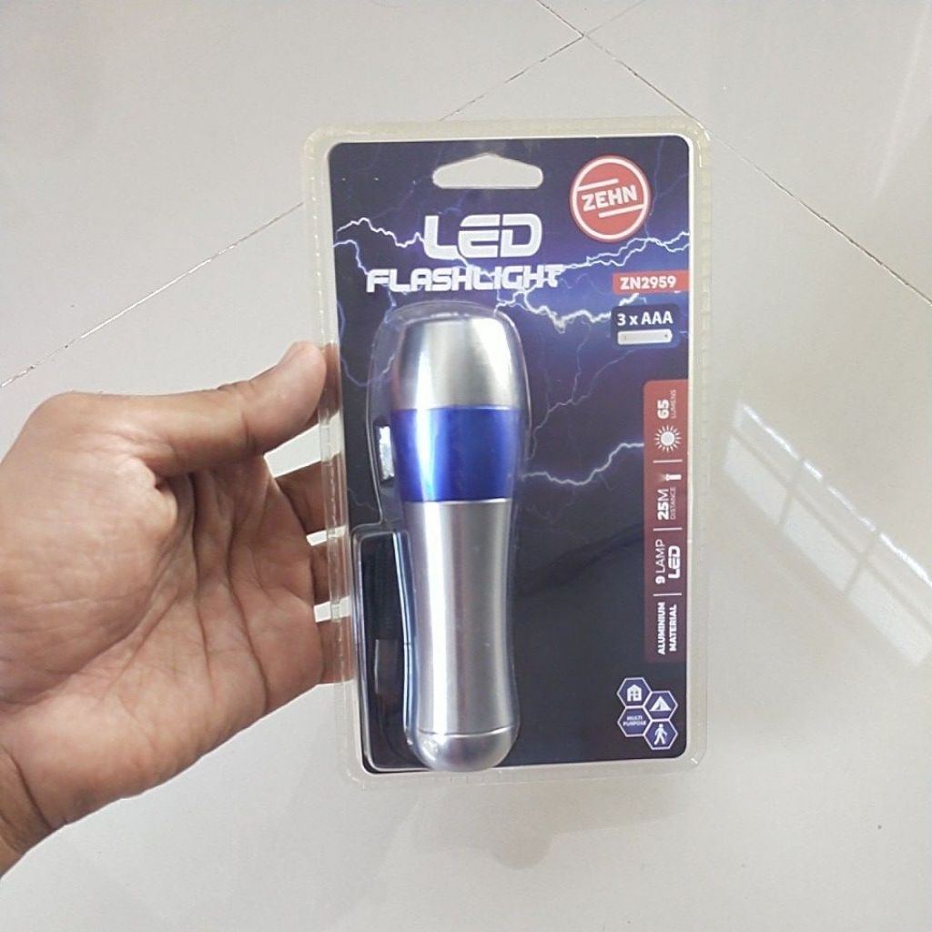 Senter gunung 25 meter - 9 titik lampu LED baterai 3xAAA Zehn