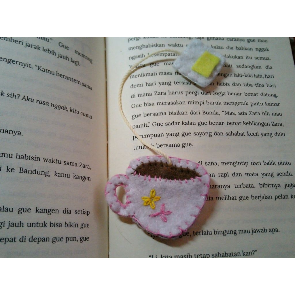 

Felt bookmark tea homemade |pembatas buku bentuk teh
