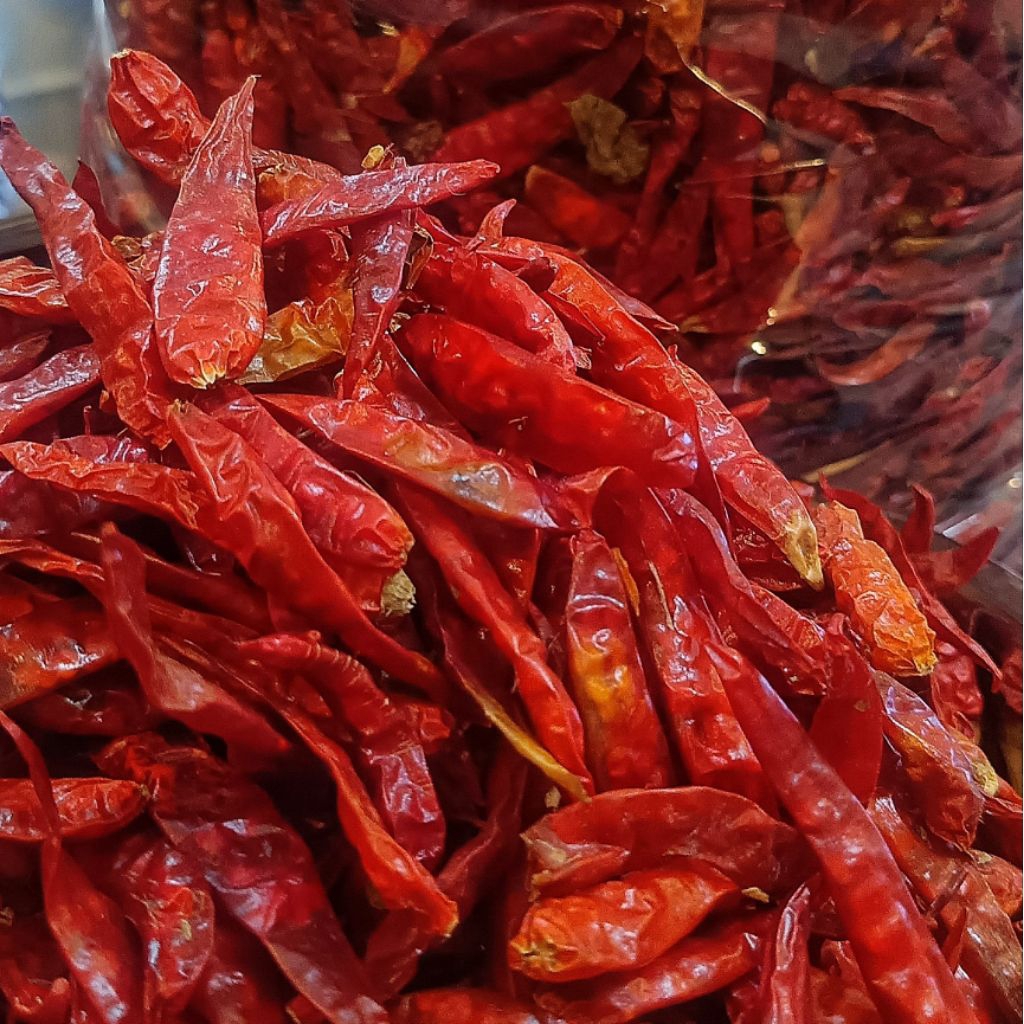 

Cabe Kering - Super pedas - Grade A - Cabe Teja berkualitas