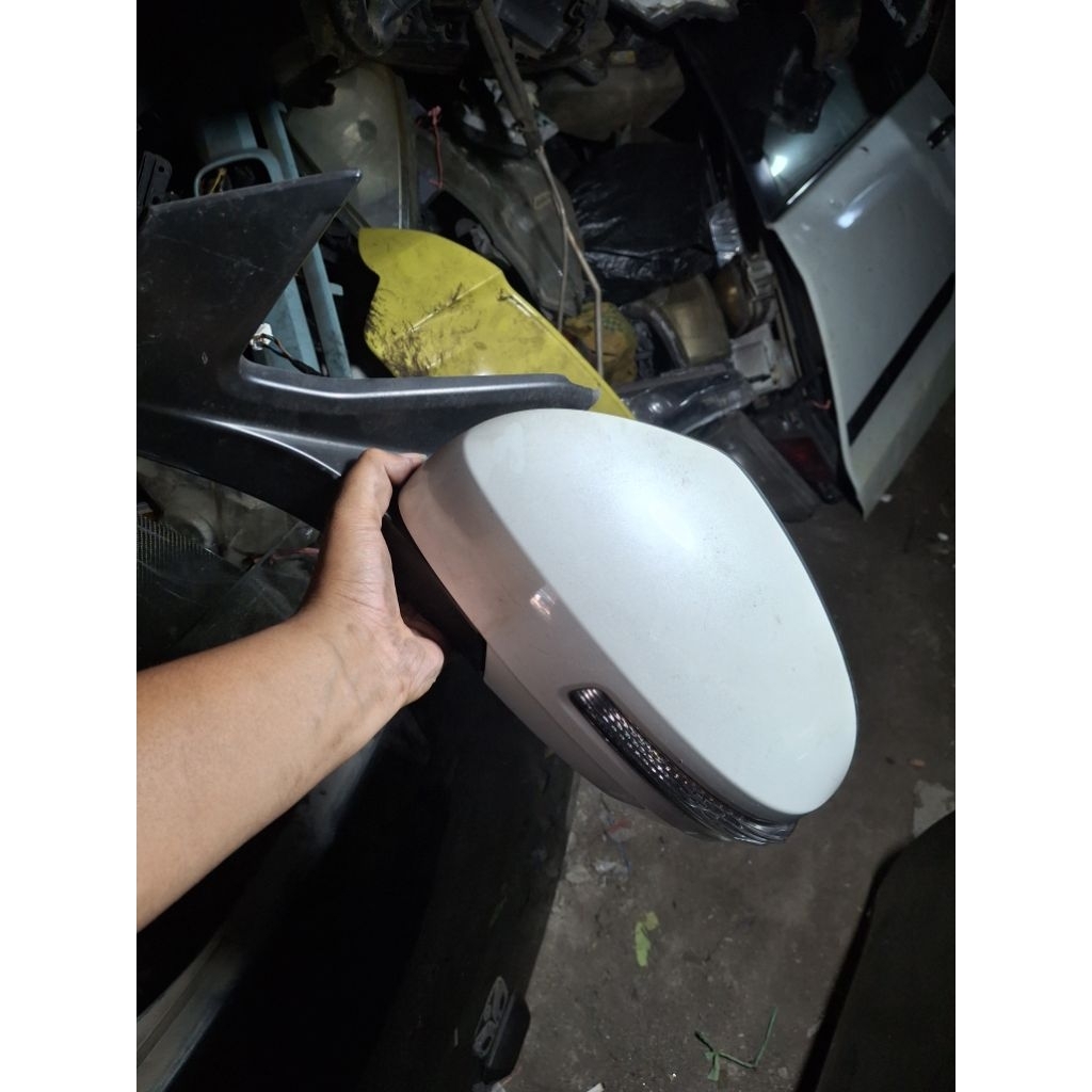 Spion Ertiga GX Kiri Original 2013-2017