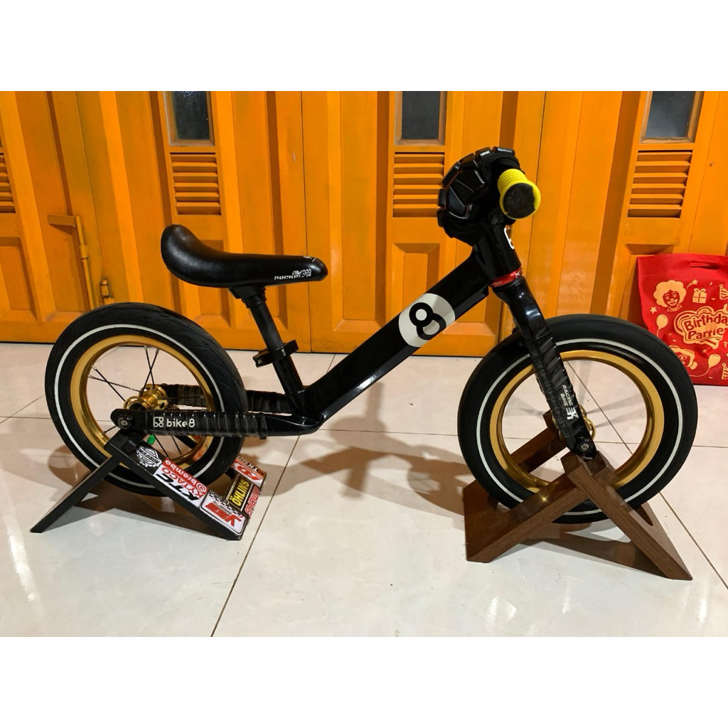 Prelove Pushbike Bike8 warn black, wheelset shurong