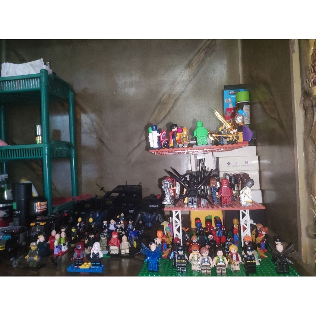 Minifigure lego marvel, tentara, anime dan dll (murah)