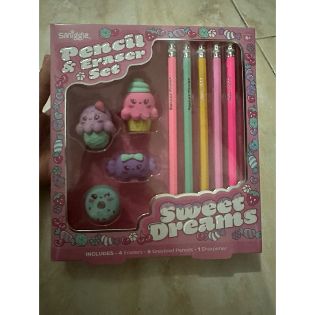 

smiggle pencil and eraser set