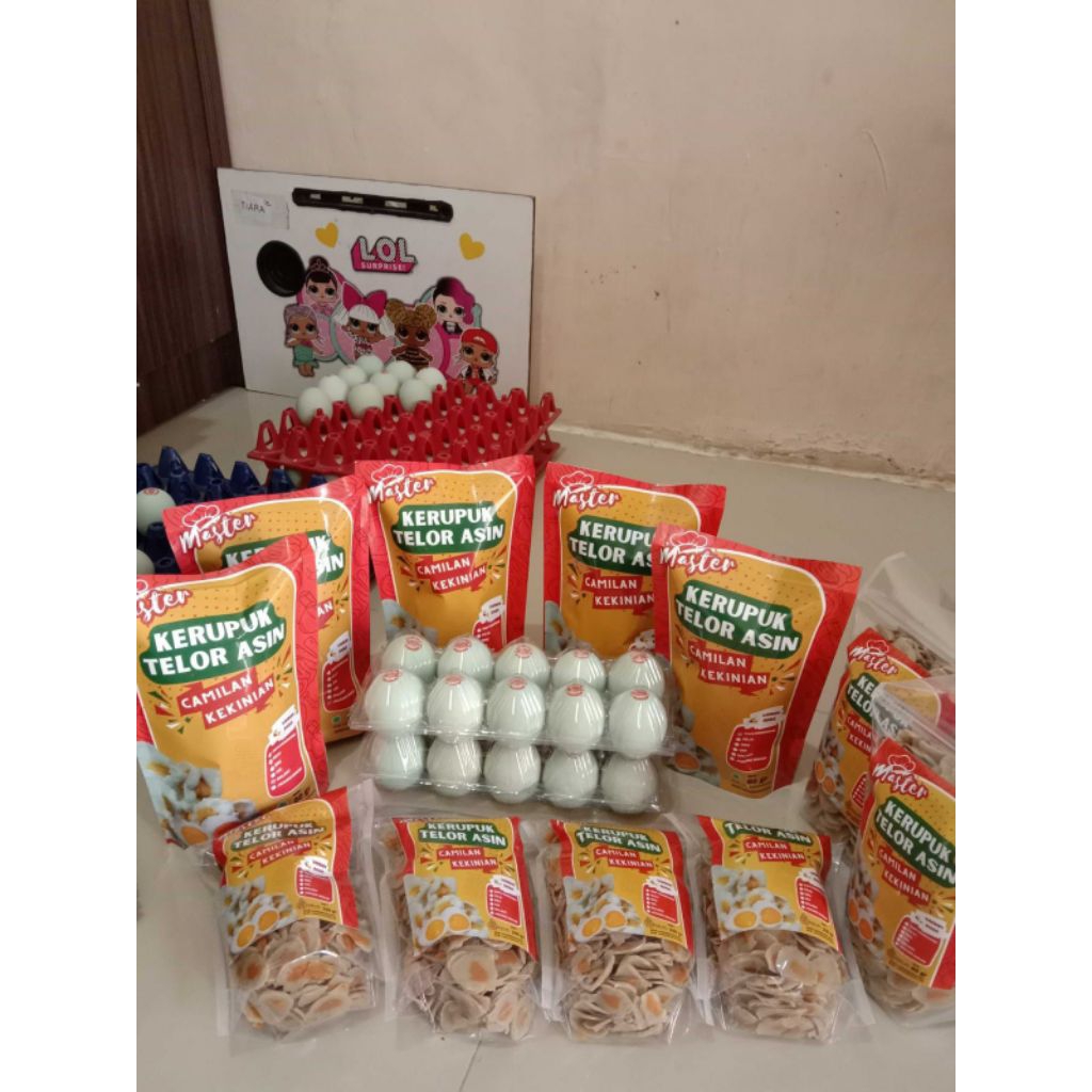 

Kerupuk Telur Asin / Keripik Telur Asin UMKM