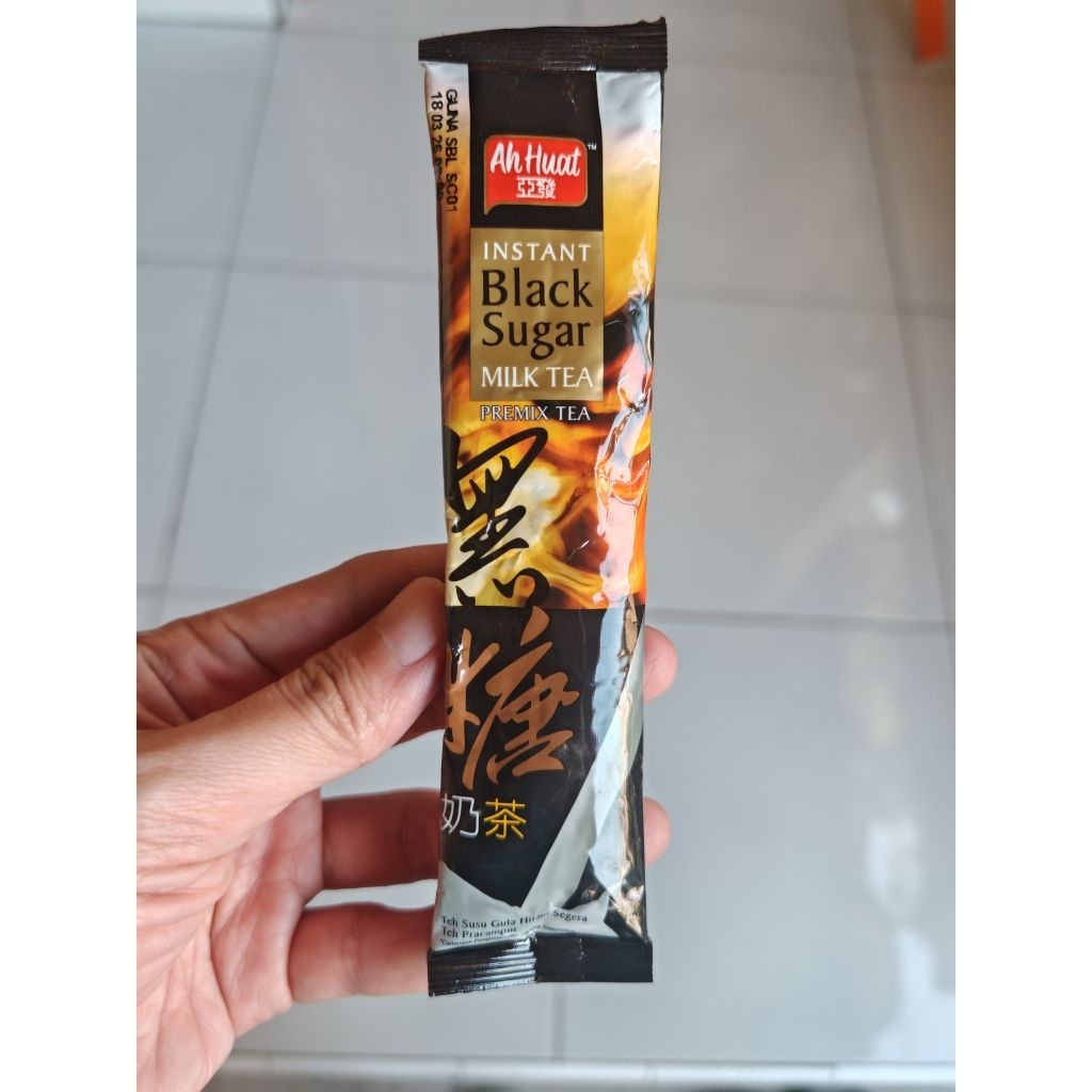 

ah huat black sugar milk tea