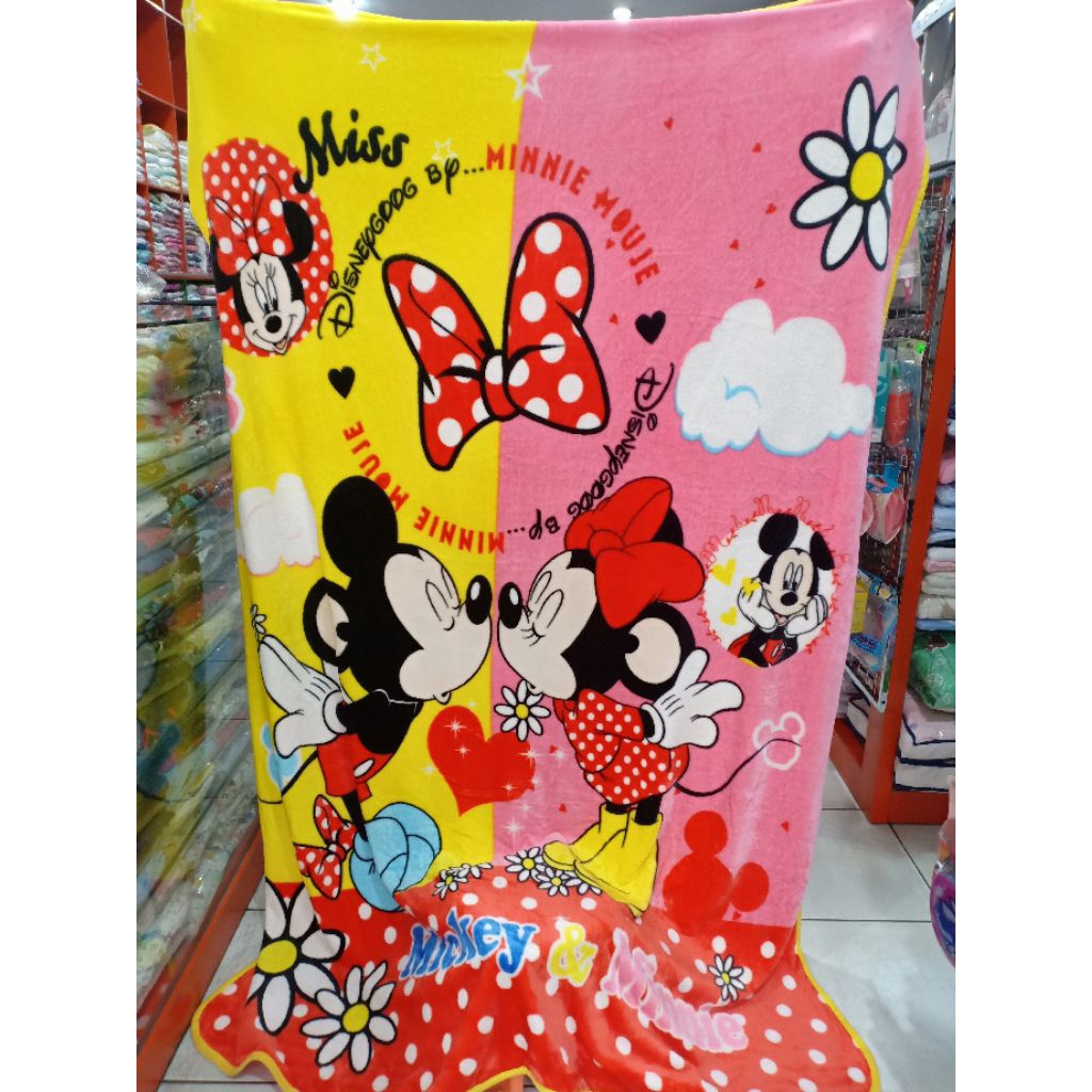 Selimut Sutra Disney/Selimut Sutra Vito/Selimut Anak-anak Karakter/Selimut 150cm x 200cm/Blanket Sut
