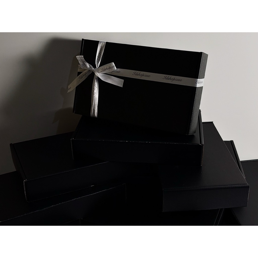 

Gift Box by Idshopcase