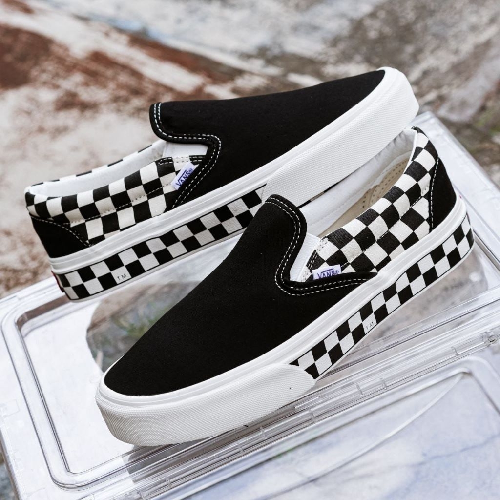 Sepatu Vans Slip On Classic Sidewall Checkerboard Black White