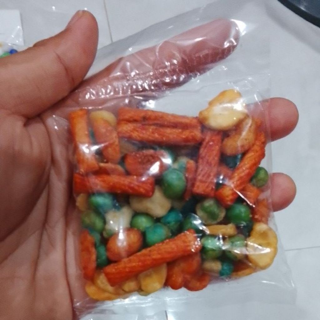 

Kacang Campur/Kacang Koro