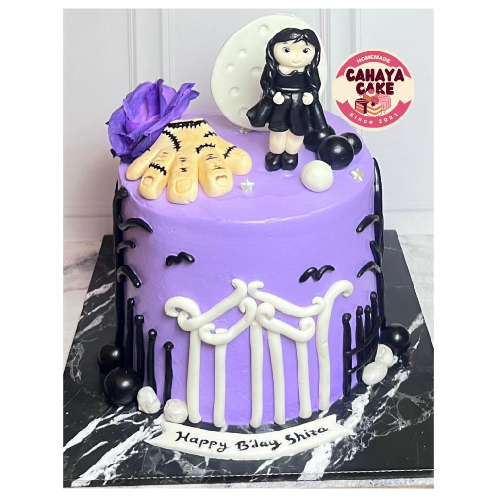 

Wednesday Custom Cake / Kue Ultah Anak Perempuan/ Kue Ulang Tahun Wednesday