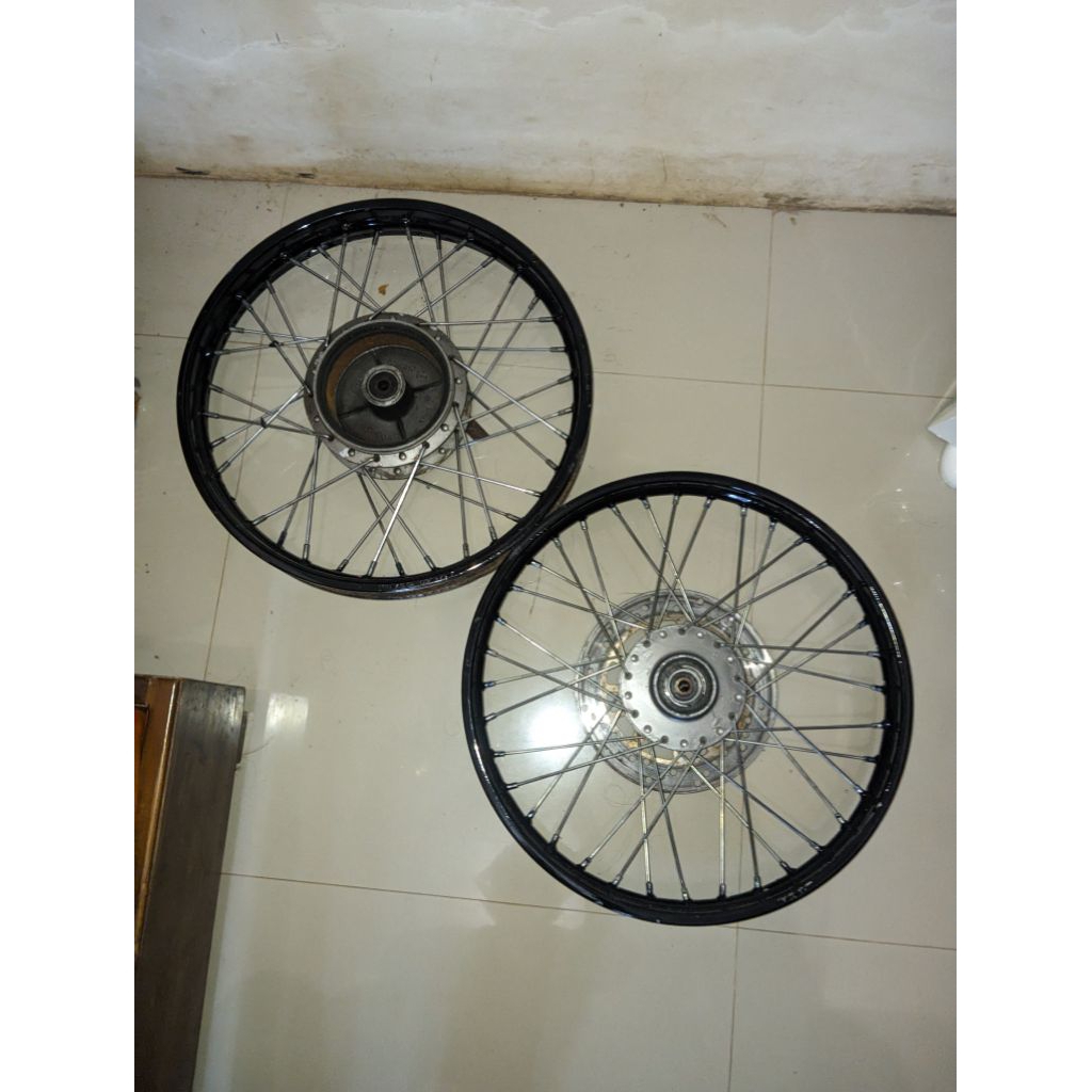 velg ring 17 yamaha fiz r