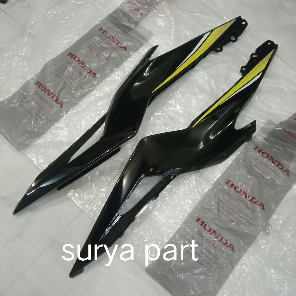 Paket body belakang dek belakang cover body CBR150 CBR150R K45G hitam list hijau kanan kiri original