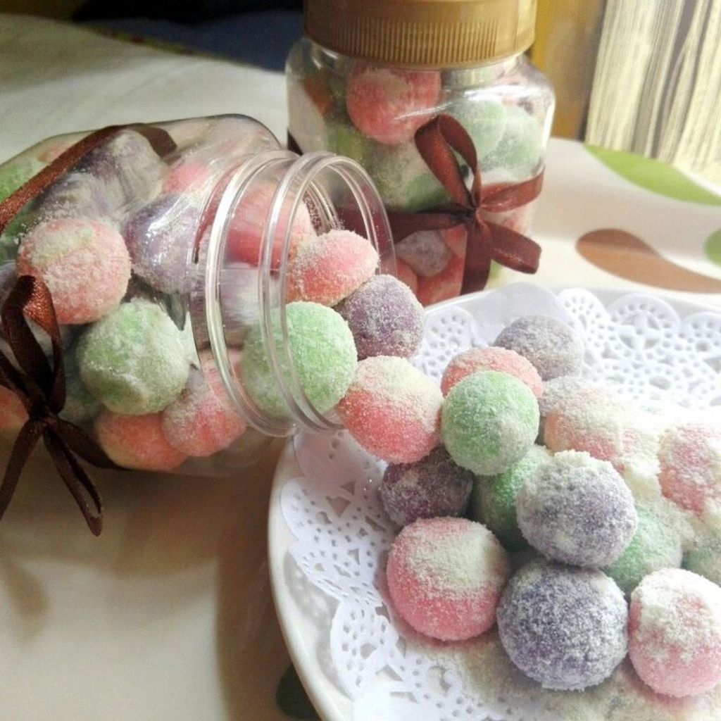 

SUKA NGEMIL | Bola susu dencow rainbow enak manis aman buat anak anak