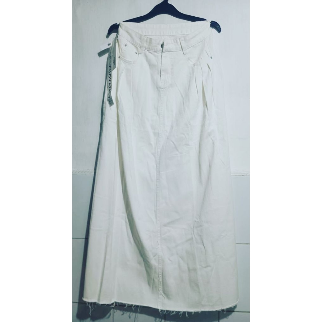 Rok jeans putih zuoyan