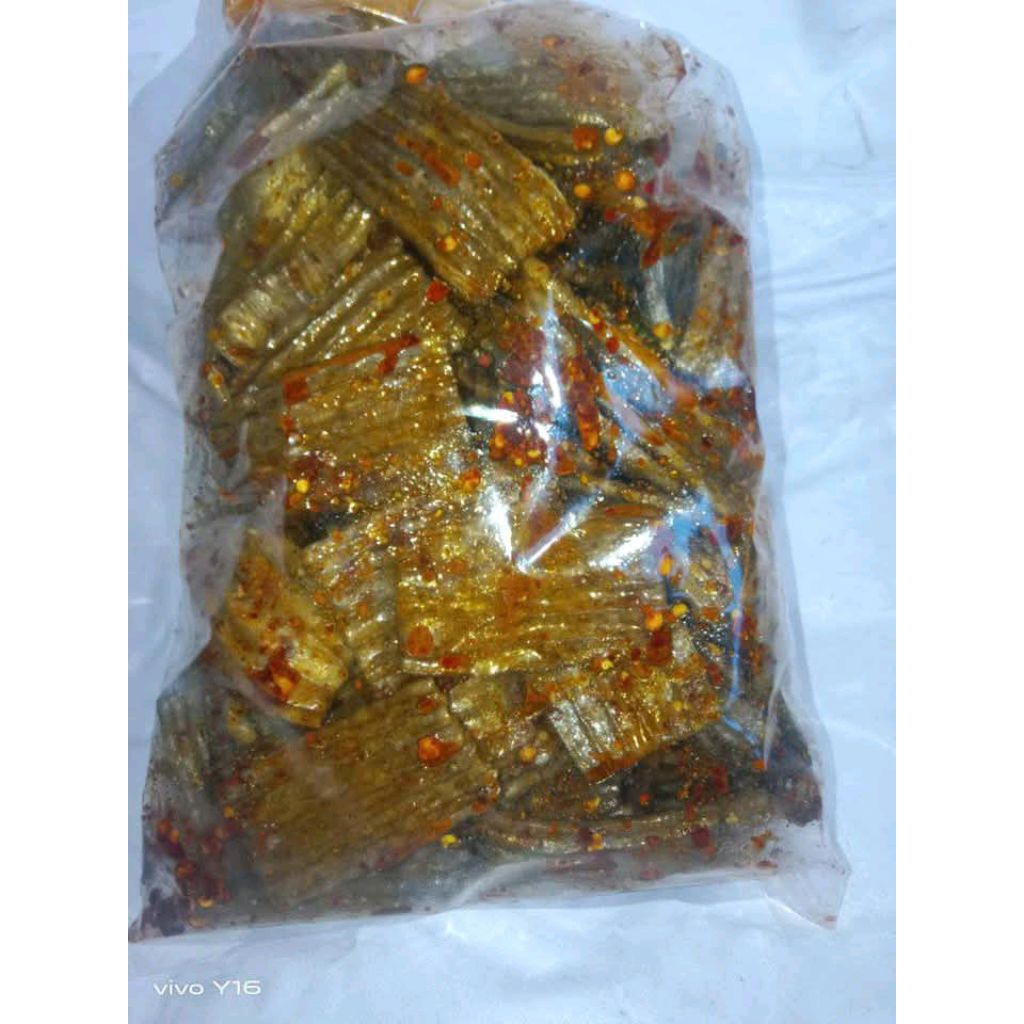 

kerupuk jengkol pedas guris+ daun jeruk