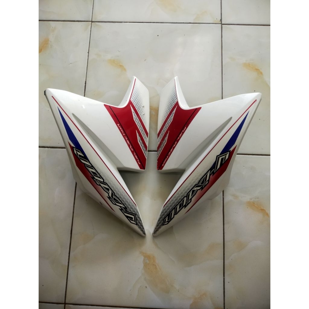 SAYAP DEPAN KIRI KANAN KANAN VIXION NEW NVL ORIGINAL