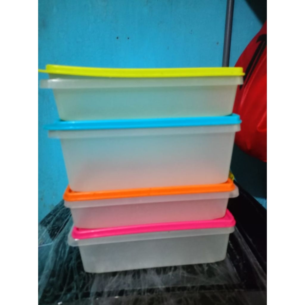 preloved 4 toples tupperware